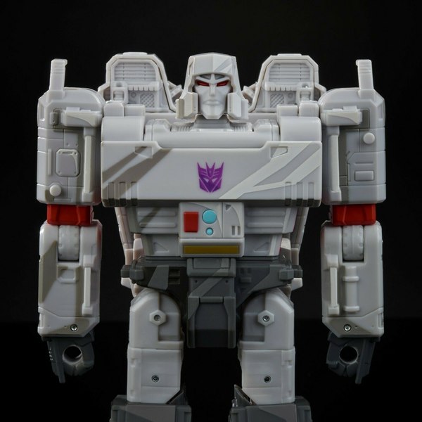 Transformers 35th Anniversary Classic Animation Siege Optimus And Megatron New Images 16 (16 of 22)